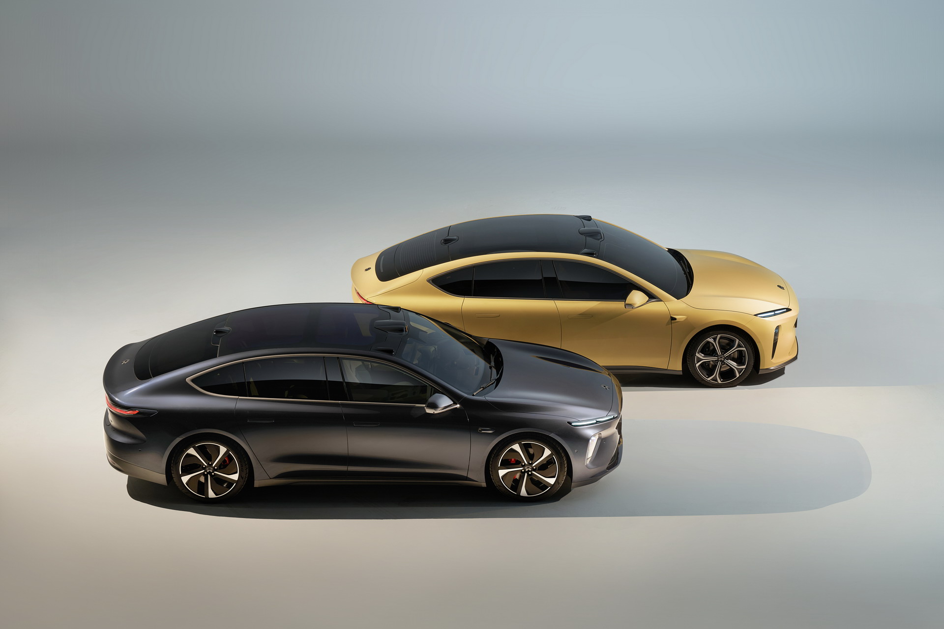 2023-Nio-ET5-Electric-Sedan-8.jpg